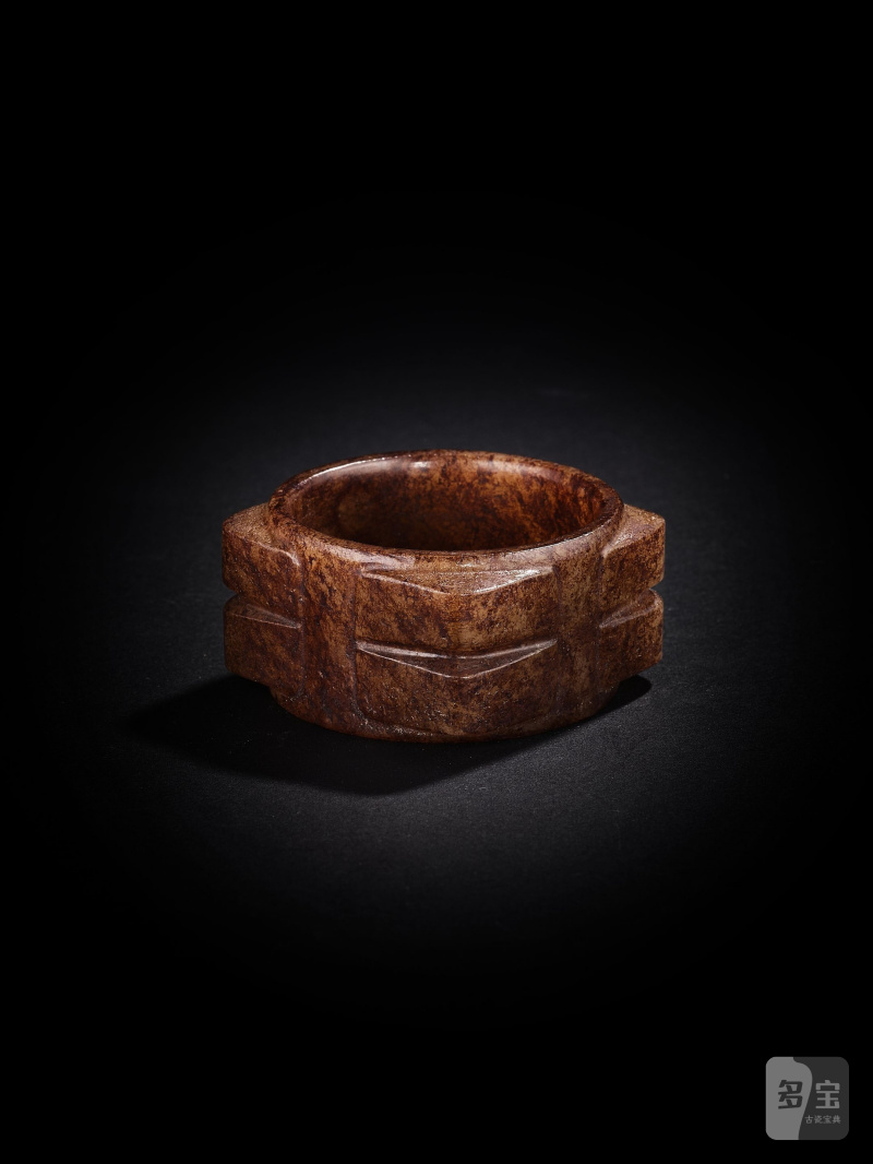 小玉琮 | A SMALL BROWN JADE CONG
